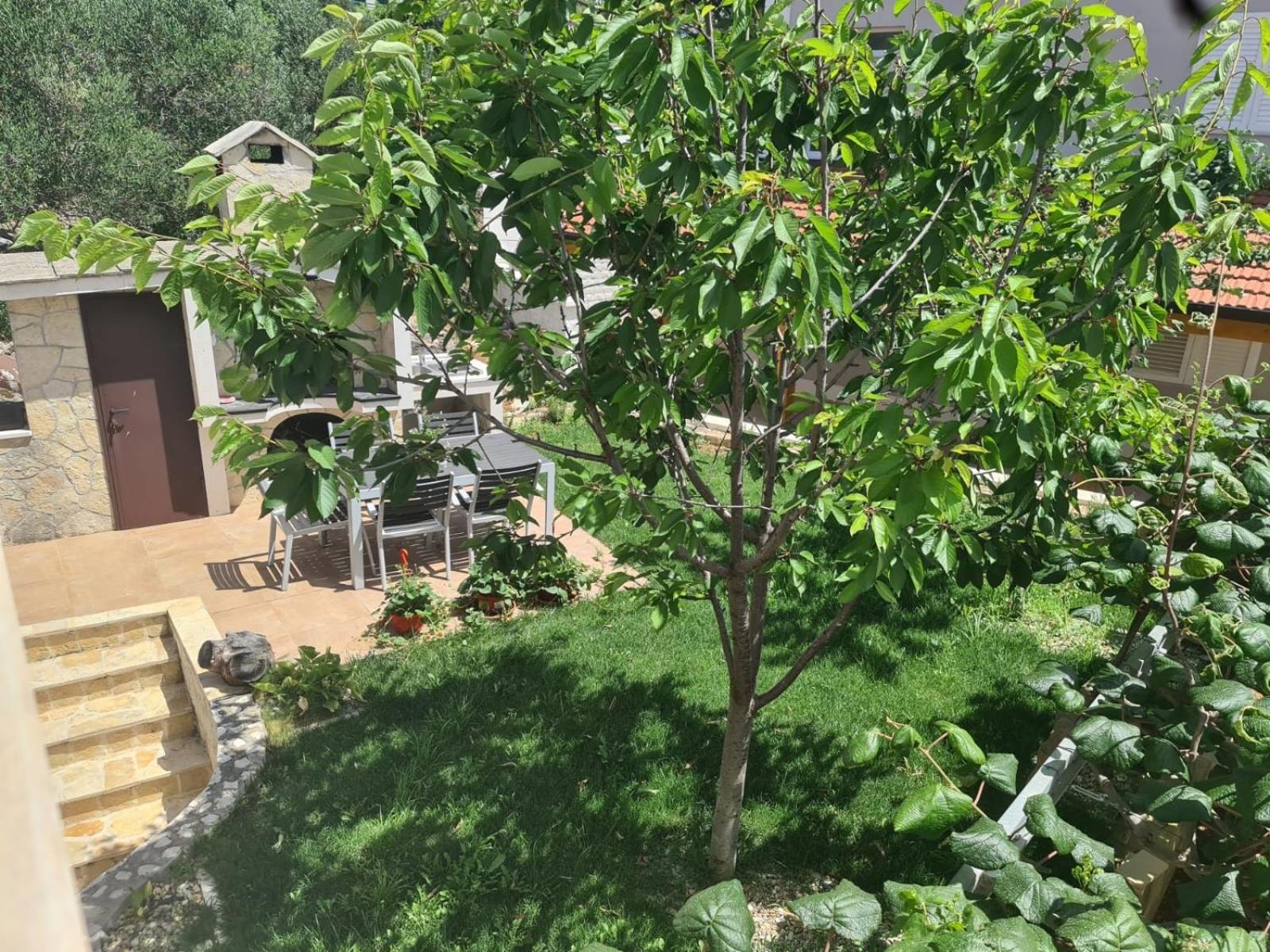 Apartments Mia Okrug Gornji Ngoại thất bức ảnh
